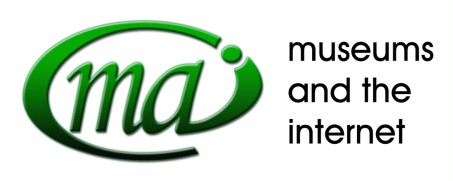 Logo der MAI-Tagung. Grünfarbige Wortmarke mit englischsprachiger Ergänzung "museums and the internet".