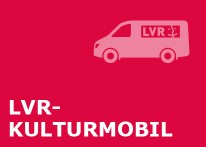Grafik: Roter Hintergrund mit Silhouette eines VW-Busses und Text: LVR-Kulturmobil. 